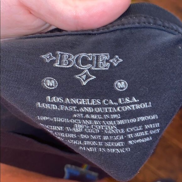 Pink Floyd Band Reproduction Distressed Graphic Shirt Casual Music Band Tee - Picture 7 of 11